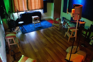 live88507_creationstudiomicroom3ballinskelligsterrygordon.jpg