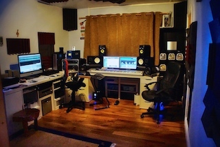 live88507_creationstudiomixingroomballinskelligsterrygordon.jpg